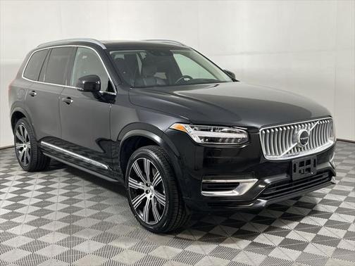 2022 Volvo XC90 Recharge Plug-In Hybrid T8 Inscription 6 Passenger