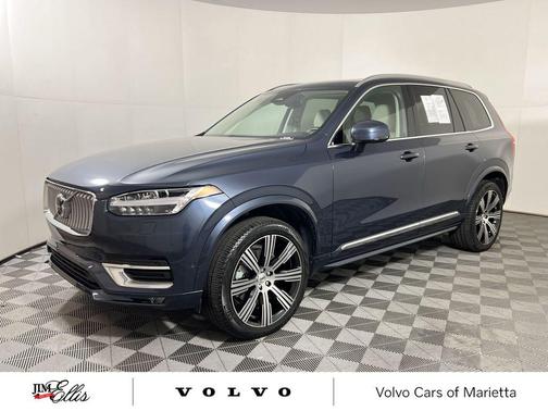 2024 Volvo XC90 B5 Plus Bright Theme