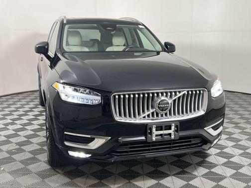 2023 Volvo XC90 B6 Plus 7-Seater