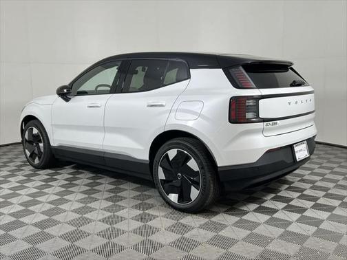 2025 Volvo EX30 Twin Motor Plus