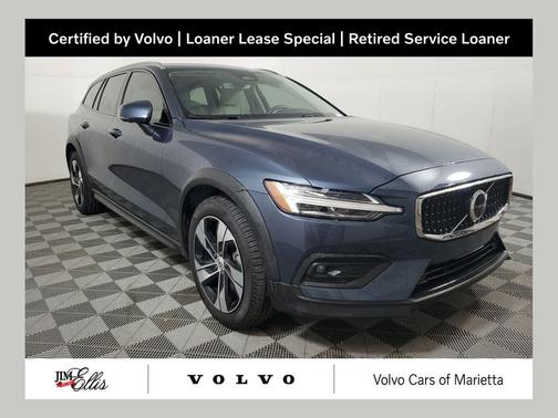 Denim Blue Metallic 2026 Volvo V60 Cross Country Plus, B5 AWD Gas (mild hybrid)