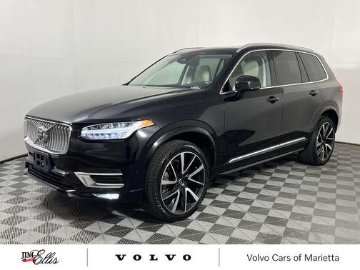 2024 Volvo XC90 B5 Plus Bright Theme