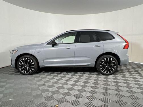 2026 Volvo XC60 Plug-In Hybrid T8 Ultra