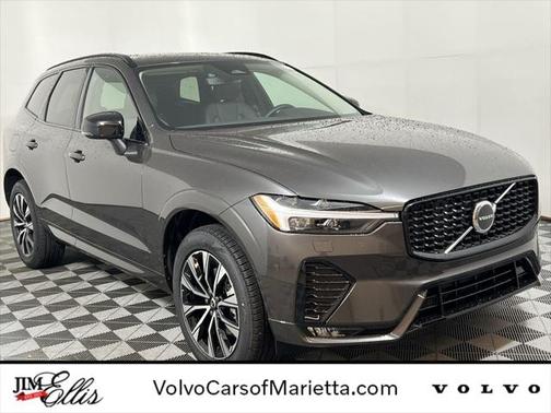 2025 Volvo XC60 B5 Core