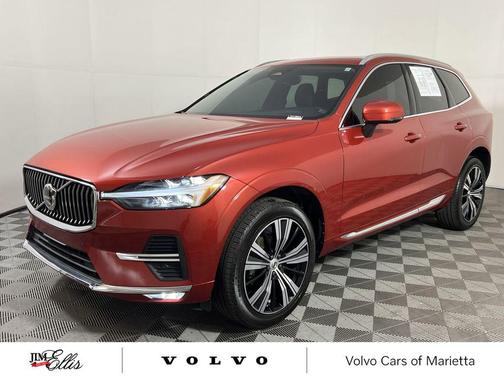 2022 Volvo XC60 B5 Inscription