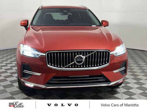 2022 Volvo XC60 B5 Inscription
