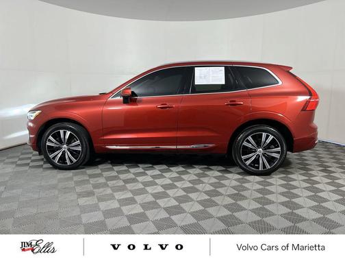 2022 Volvo XC60 B5 Inscription