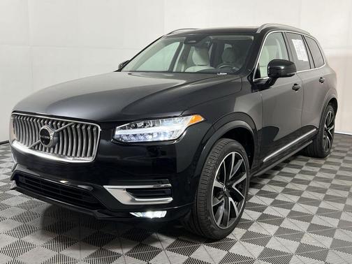 2023 Volvo XC90 B6 Plus 7-Seater