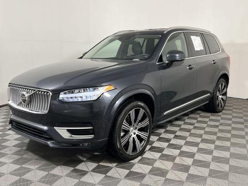 2022 Volvo XC90 T6 Inscription