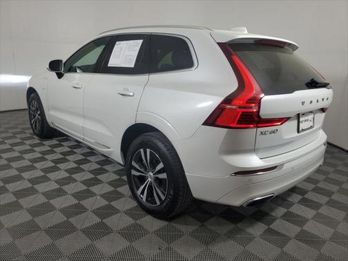 2021 Volvo XC60 Recharge Plug-In Hybrid T8 Inscription Expression