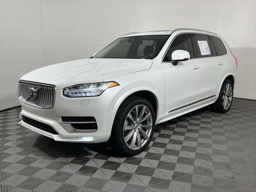 2023 Volvo XC90 B6 Plus 6-Seater