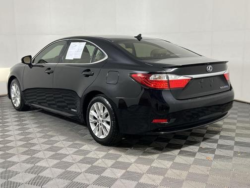 2014 Lexus ES 300h Base