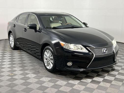 2014 Lexus ES 300h Base