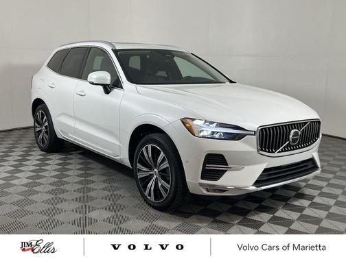 2022 Volvo XC60 B6 Inscription