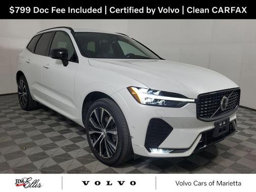 Crystal White Metallic 2023 Volvo XC60 B5 Plus Dark Theme