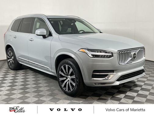 2025 Volvo XC90 B5 Core