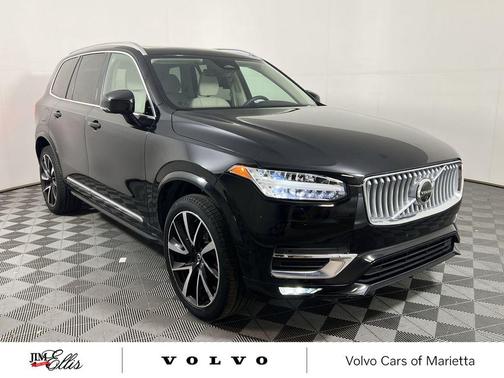 2024 Volvo XC90 B5 Plus Bright Theme