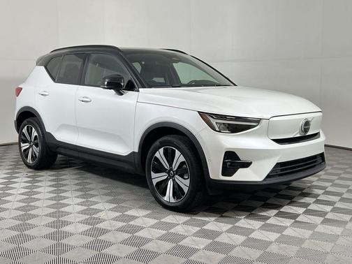 2023 Volvo XC40 Recharge Pure Electric Twin Plus