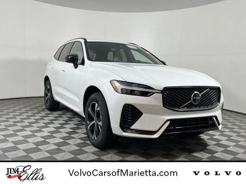 2026 Volvo XC60 B5 Core