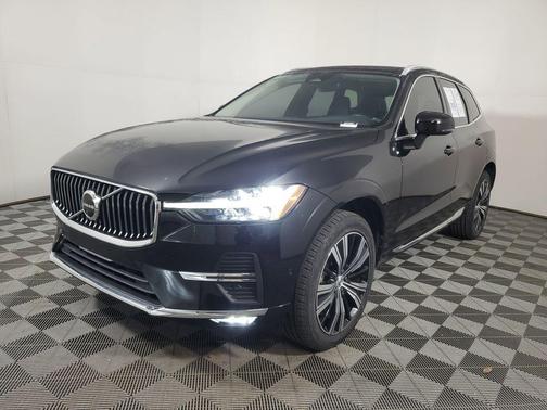2023 Volvo XC60 B5 Plus Bright Theme