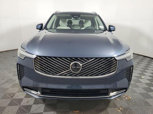 2026 Volvo XC90 Ultra, B6 AWD Gas (mild hybrid), Gasoline, Bright, 7 Seats