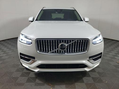 2023 Volvo XC90 B6 Plus 7-Seater