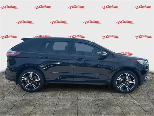 2023 Ford Edge ST