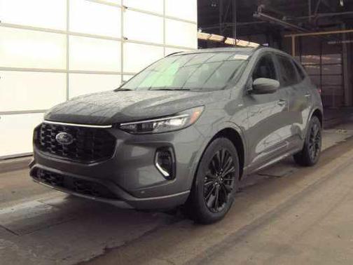 2023 Ford Escape ST-Line Elite