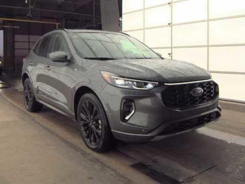 2023 Ford Escape ST-Line Elite
