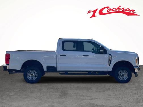 Oxford White 2024 Ford F-250 XL