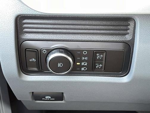 Oxford White 2026 Ford F-250 XL