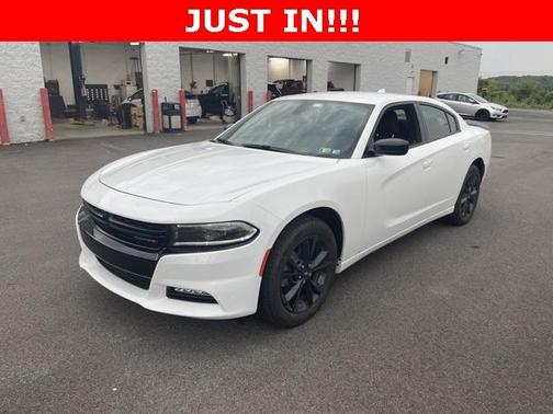 Photo 1 of 15 of 2022 Dodge Charger SXT