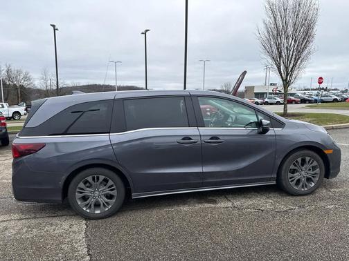 2025 Honda Odyssey Touring