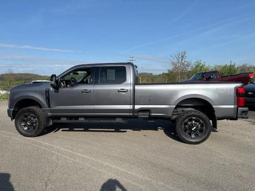 Carbonized Gray Metallic 2024 Ford F-250 Lariat