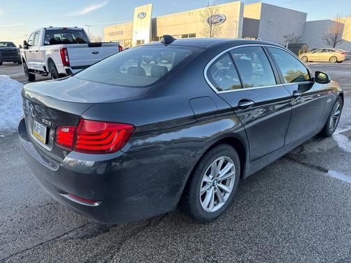 2016 BMW 528 i xDrive