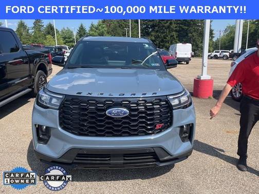 2025 Ford Explorer ST