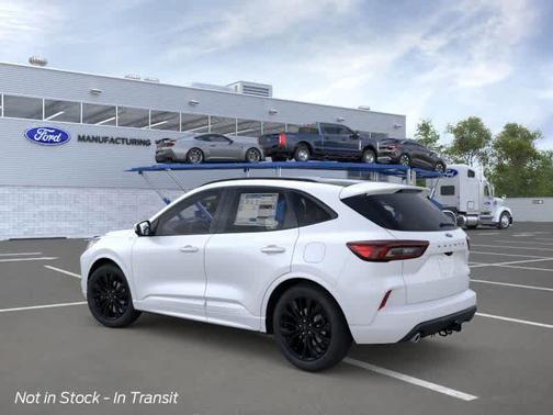 2026 Ford Escape ST-Line Elite