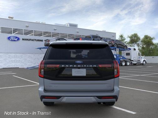 Glacier Gray Metallic 2026 Ford Expedition Max Platinum
