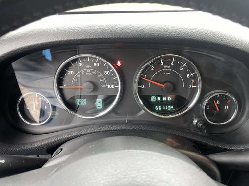 Hydro Blue Pearlcoat 2016 Jeep Wrangler Unlimited Sahara