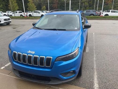 2022 Jeep Cherokee Latitude Lux