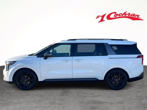 2025 Kia Carnival SX