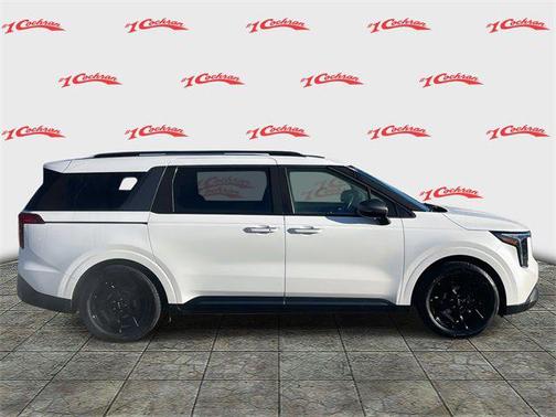 2025 Kia Carnival SX