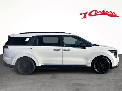 2025 Kia Carnival SX