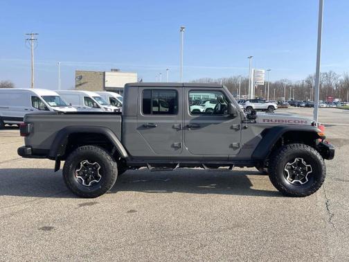 Sting Gray Clearcoat 2021 Jeep Gladiator Rubicon