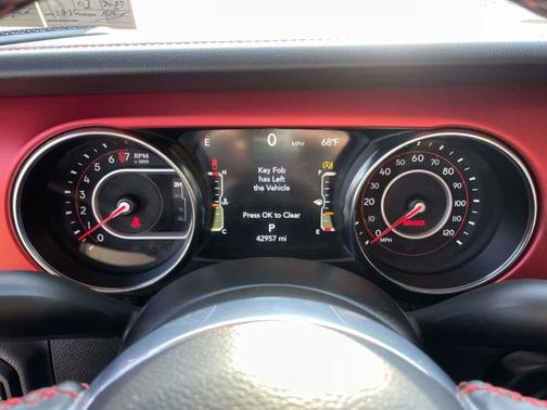 Sting Gray Clearcoat 2021 Jeep Gladiator Rubicon