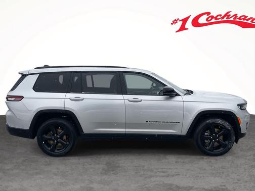 2023 Jeep Grand Cherokee L Laredo