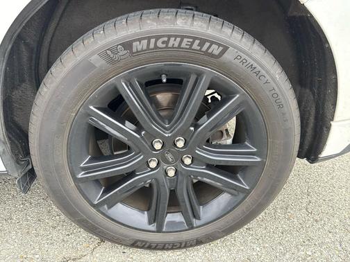 2021 Ford Edge ST-Line