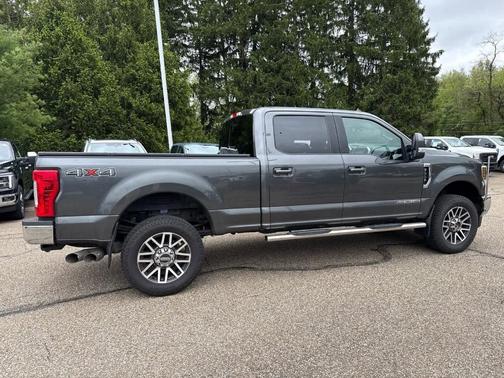 Magnetic 2019 Ford F-350 Lariat Super Duty