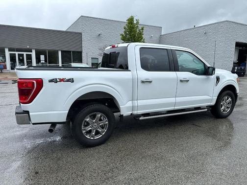 Oxford White 2023 Ford F-150 XLT