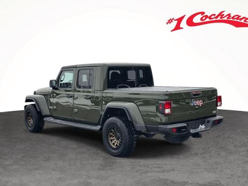 2022 Jeep Gladiator Overland